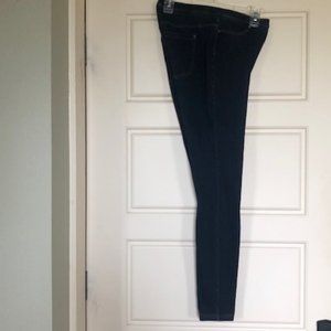 HUE Denim Leggings - Medium